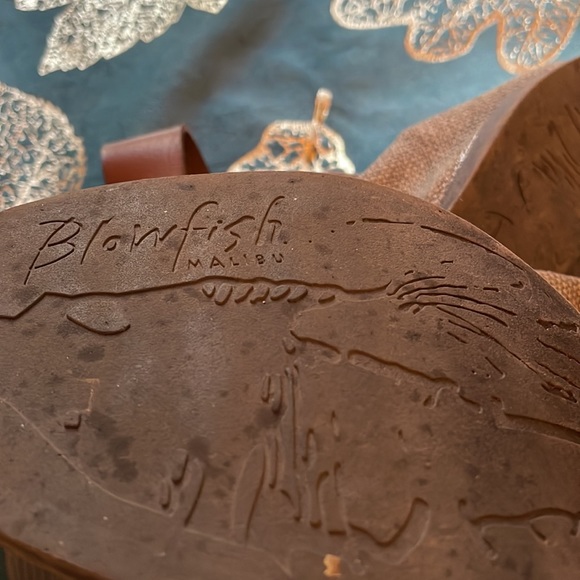 Cloth and leather fashionable mid heel sandal - Picture 4 of 4